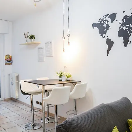 Mysa Properties - Spazioso Trilocale In Zona Forlanini-linate 公寓 *