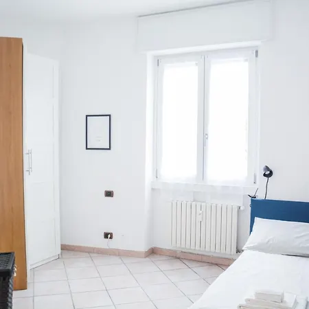 公寓 Mysa Properties - Spazioso Trilocale In Zona Forlanini-linate